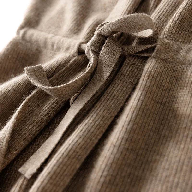 Chic Merino Wool Knit Sleeveless Vest - AngraBech