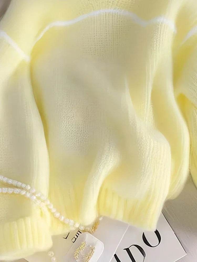 Womens Sweet Yellow Knitted Sweater - AngraBech