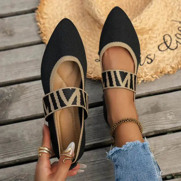 Pointed Toe Low Heel Knit Flats - AngraBech
