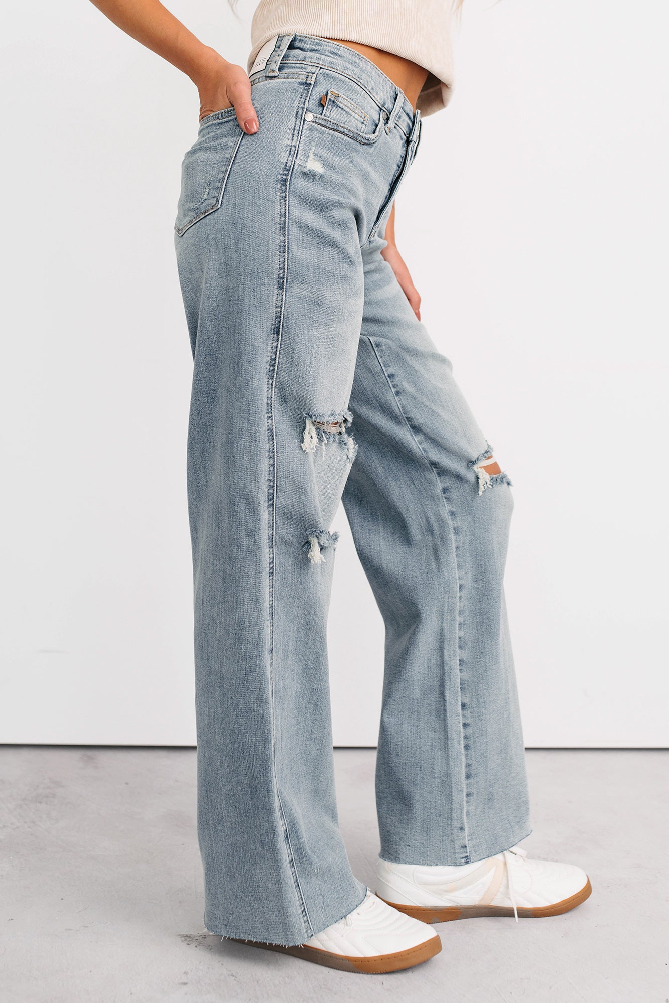Romero Mid Rise Ripped Judy Blue Wide Leg Jeans (Light) - NanaMacs