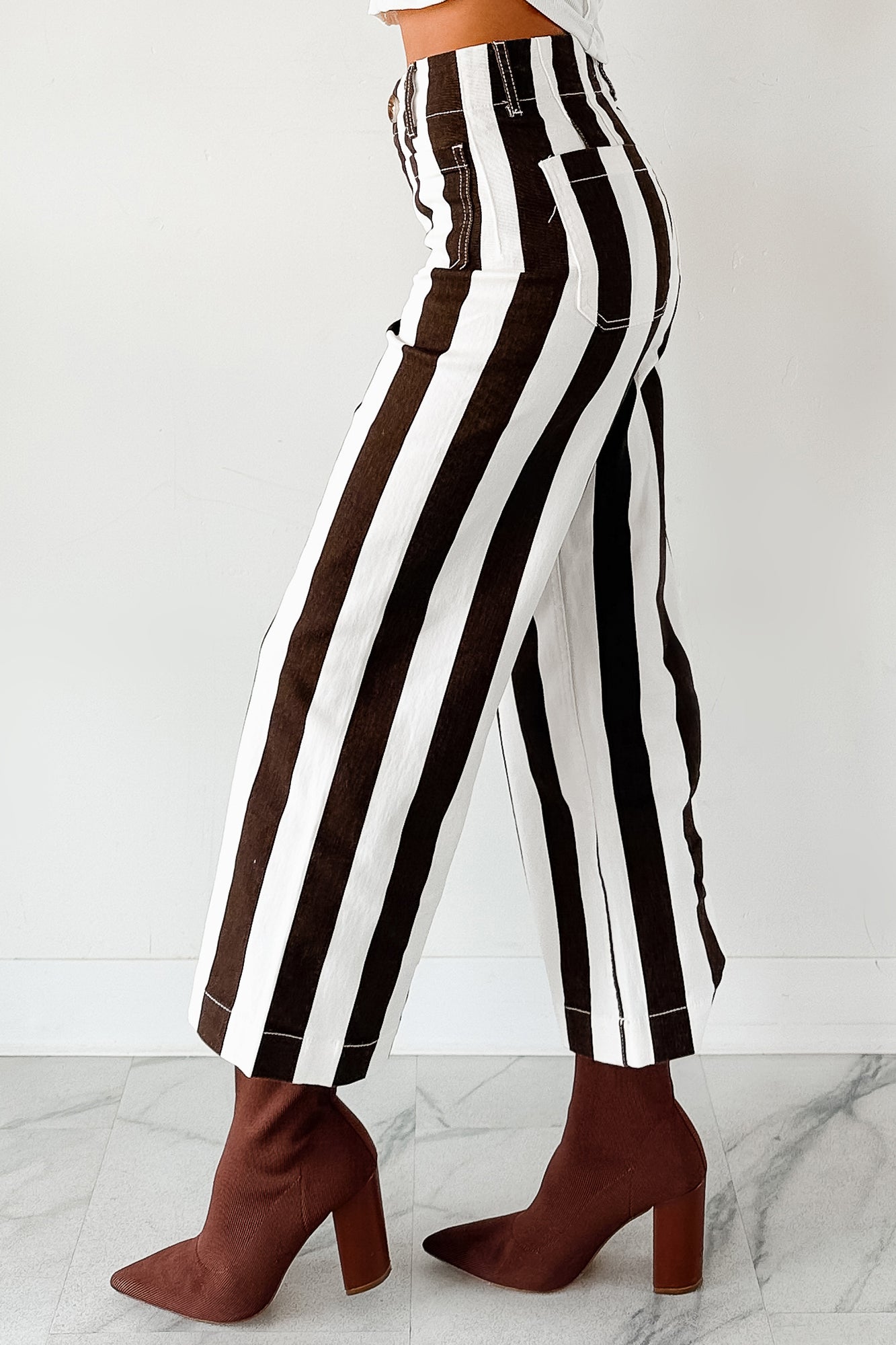 Julia Wide Leg Mica Denim Crop Jeans (Earth Brown/White) - Ships By 10/9 - NanaMacs