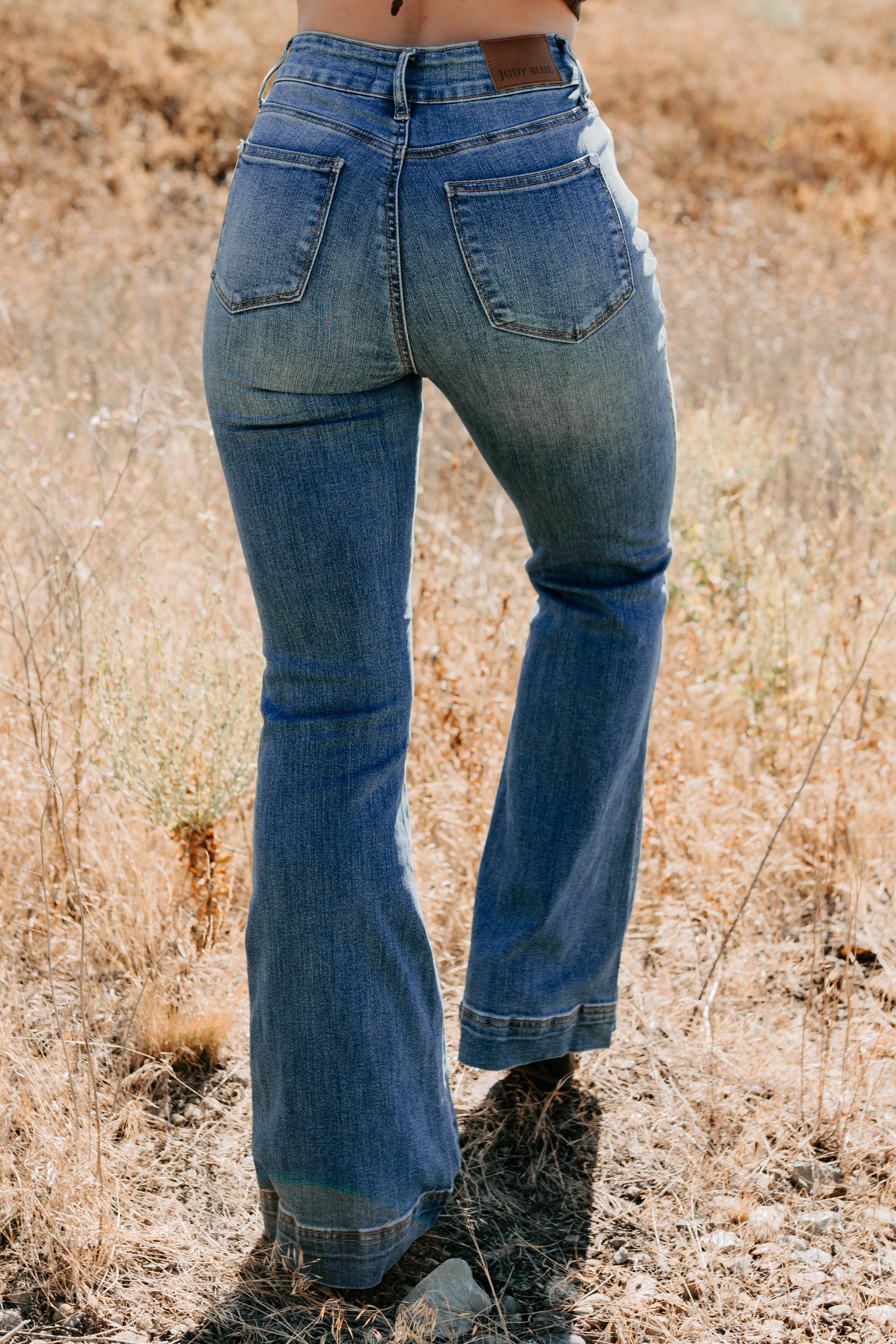 Jensen High Rise Flare Judy Blue Jeans (Medium) - NanaMacs
