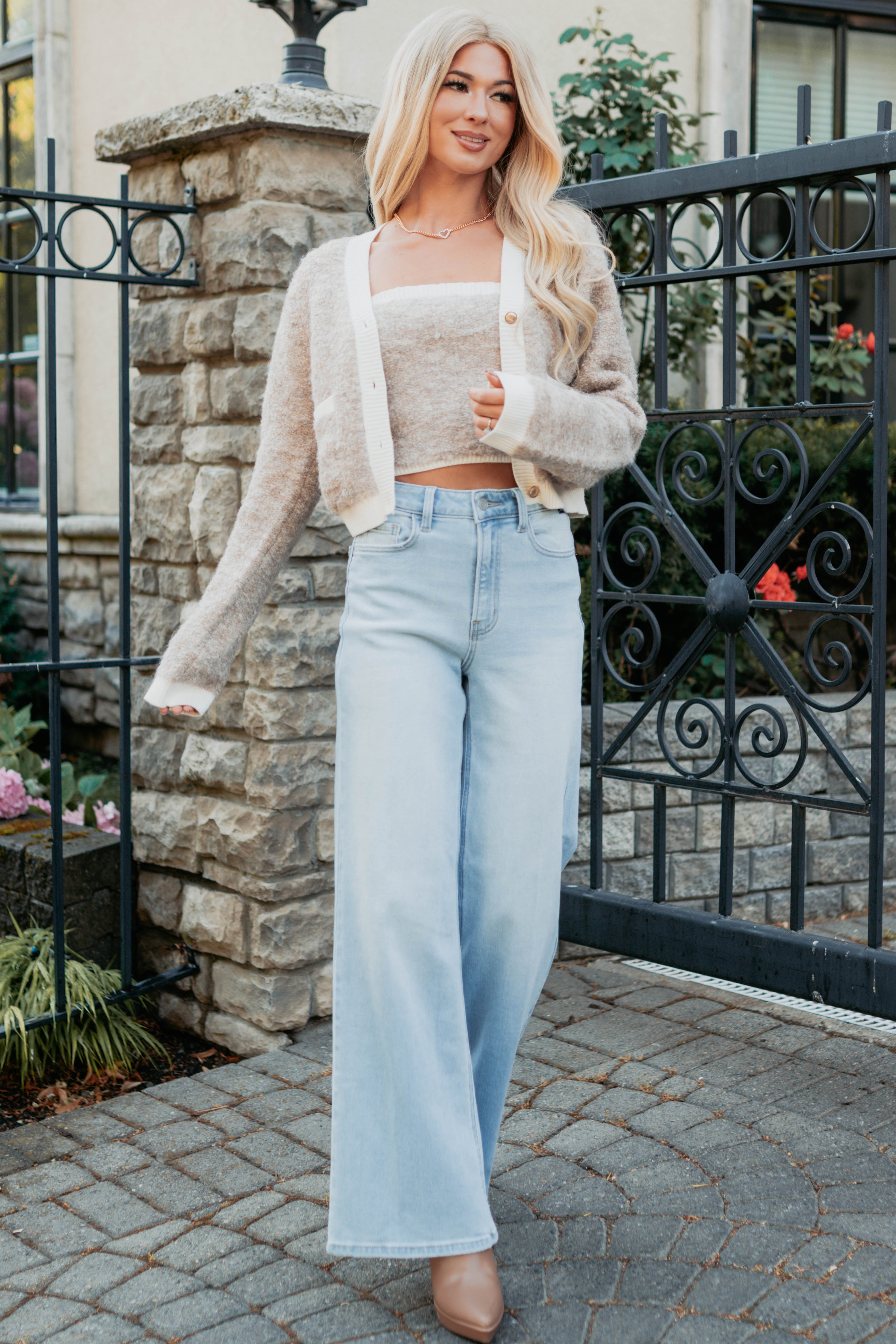 Geneva High Rise Wide Leg Cello Jeans (Light) - NanaMacs