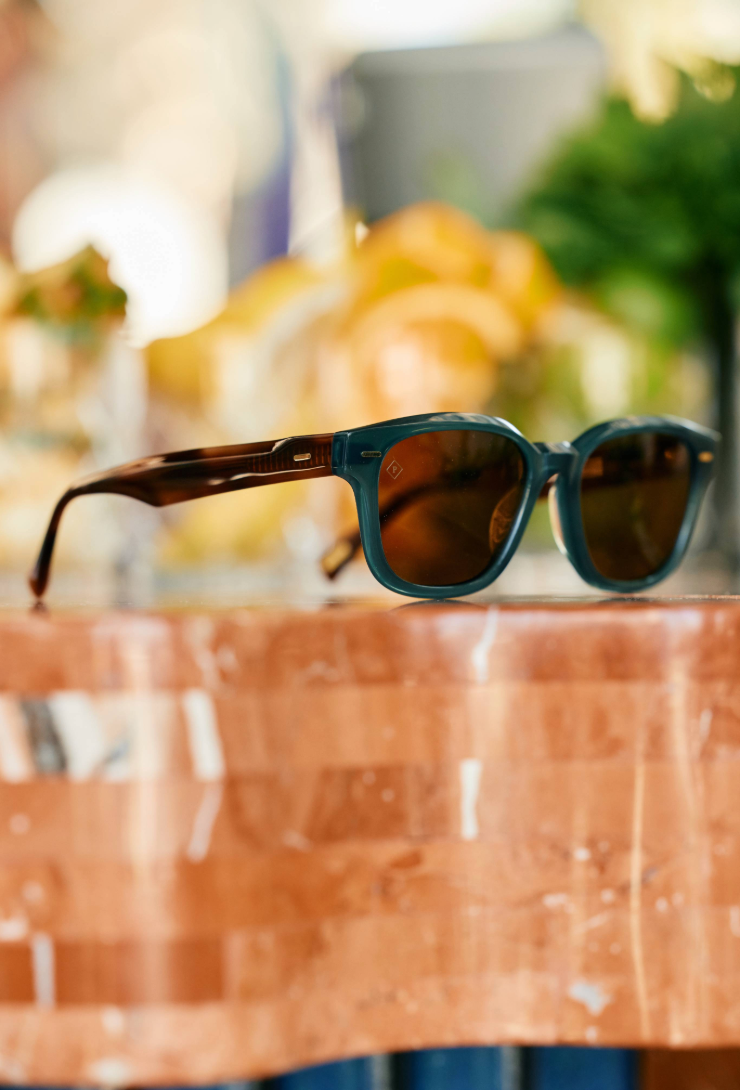 Carby Cirus Vibrant Brown Polarized 53