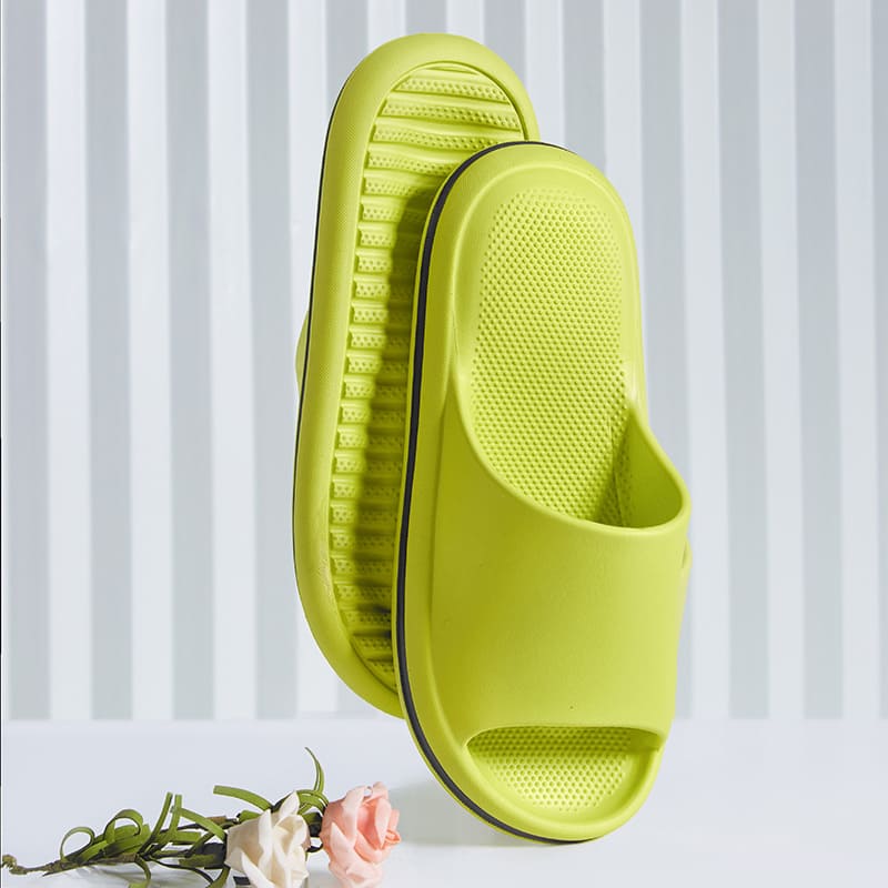 Chinelo Aderente E Confortavel