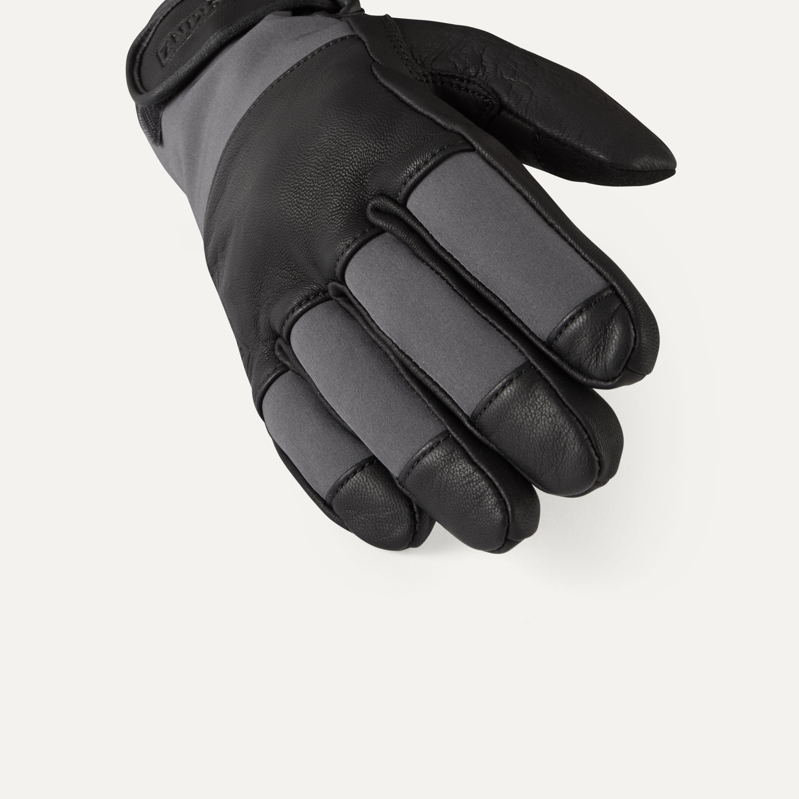 Waterproof Cold Weaer Glove Wi Fusion Control