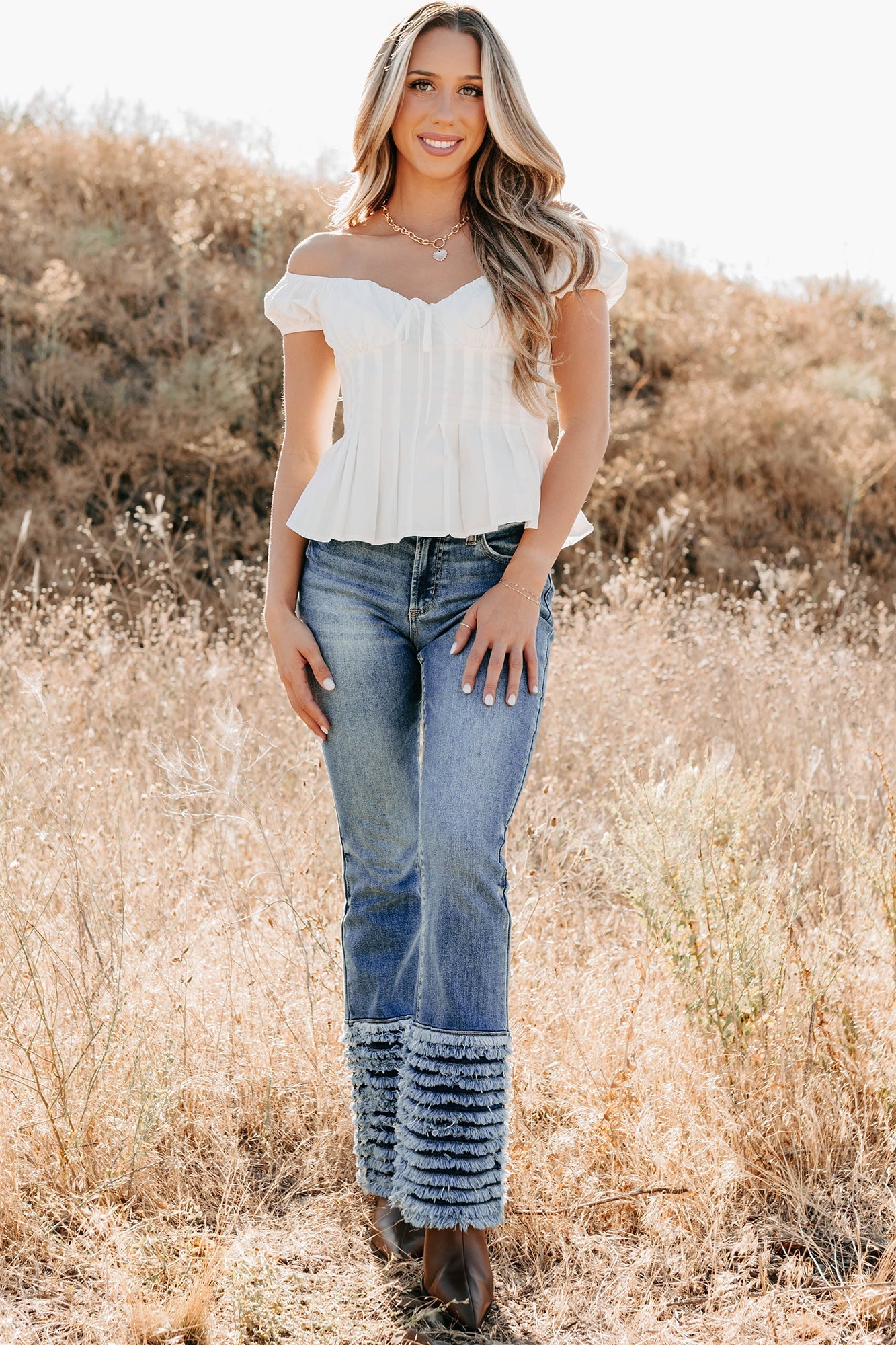 Vera Mid Rise Frayed Hem Cello Flare Jeans (Medium) - NanaMacs