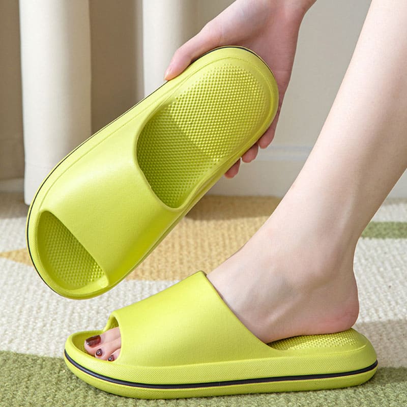 Chinelo Aderente E Confortavel