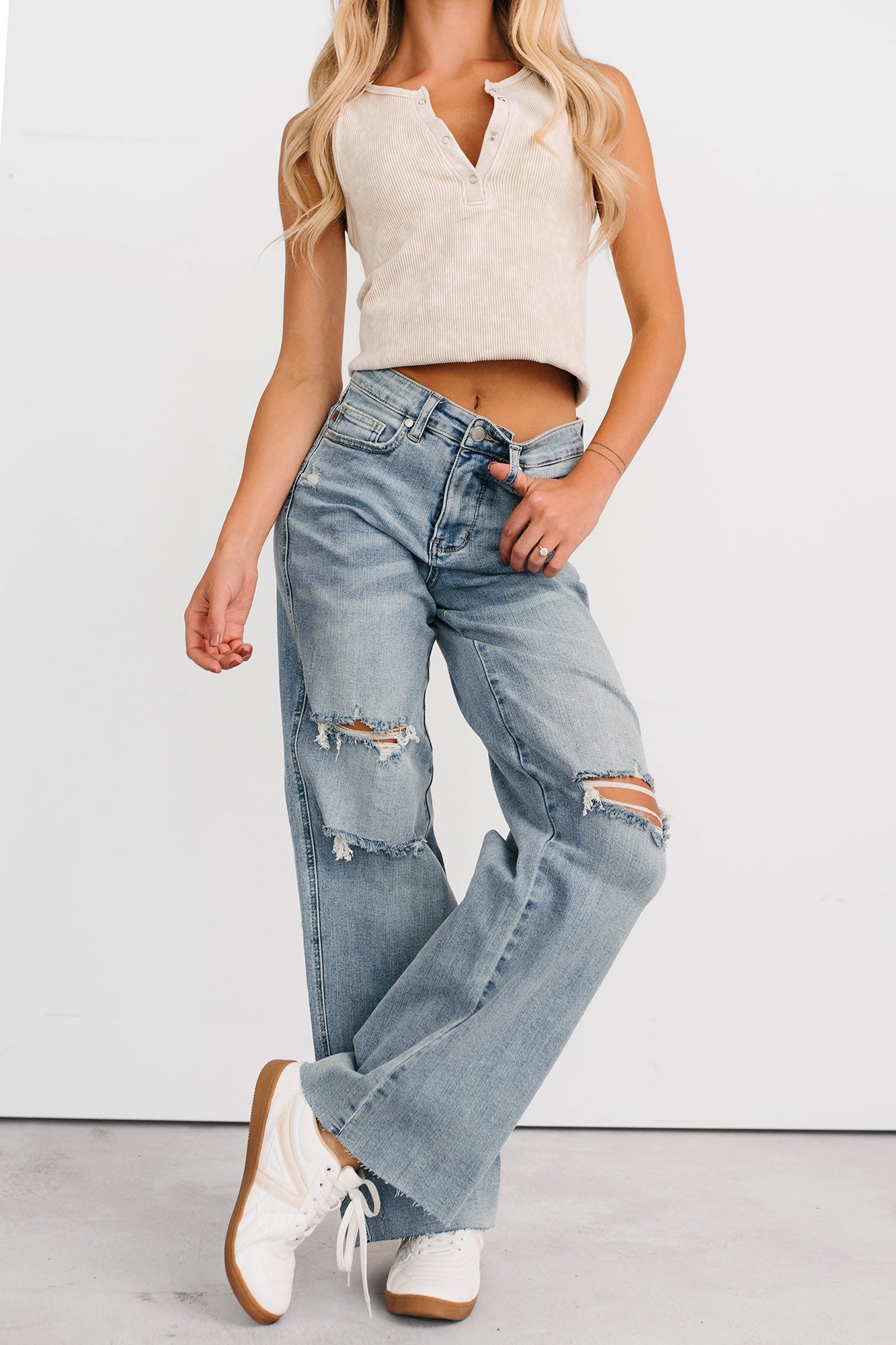 Romero Mid Rise Ripped Judy Blue Wide Leg Jeans (Light) - NanaMacs