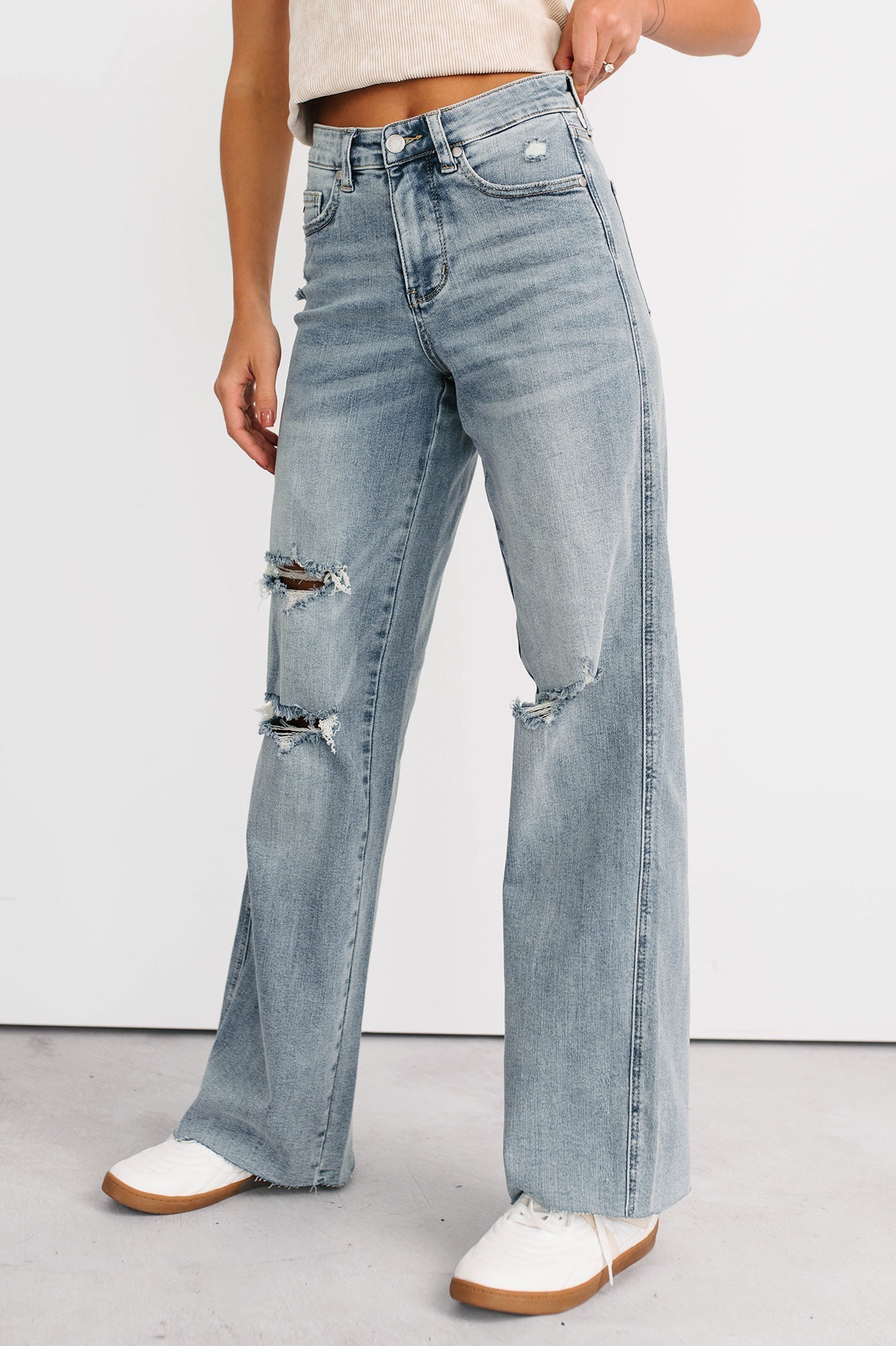 Romero Mid Rise Ripped Judy Blue Wide Leg Jeans (Light) - NanaMacs