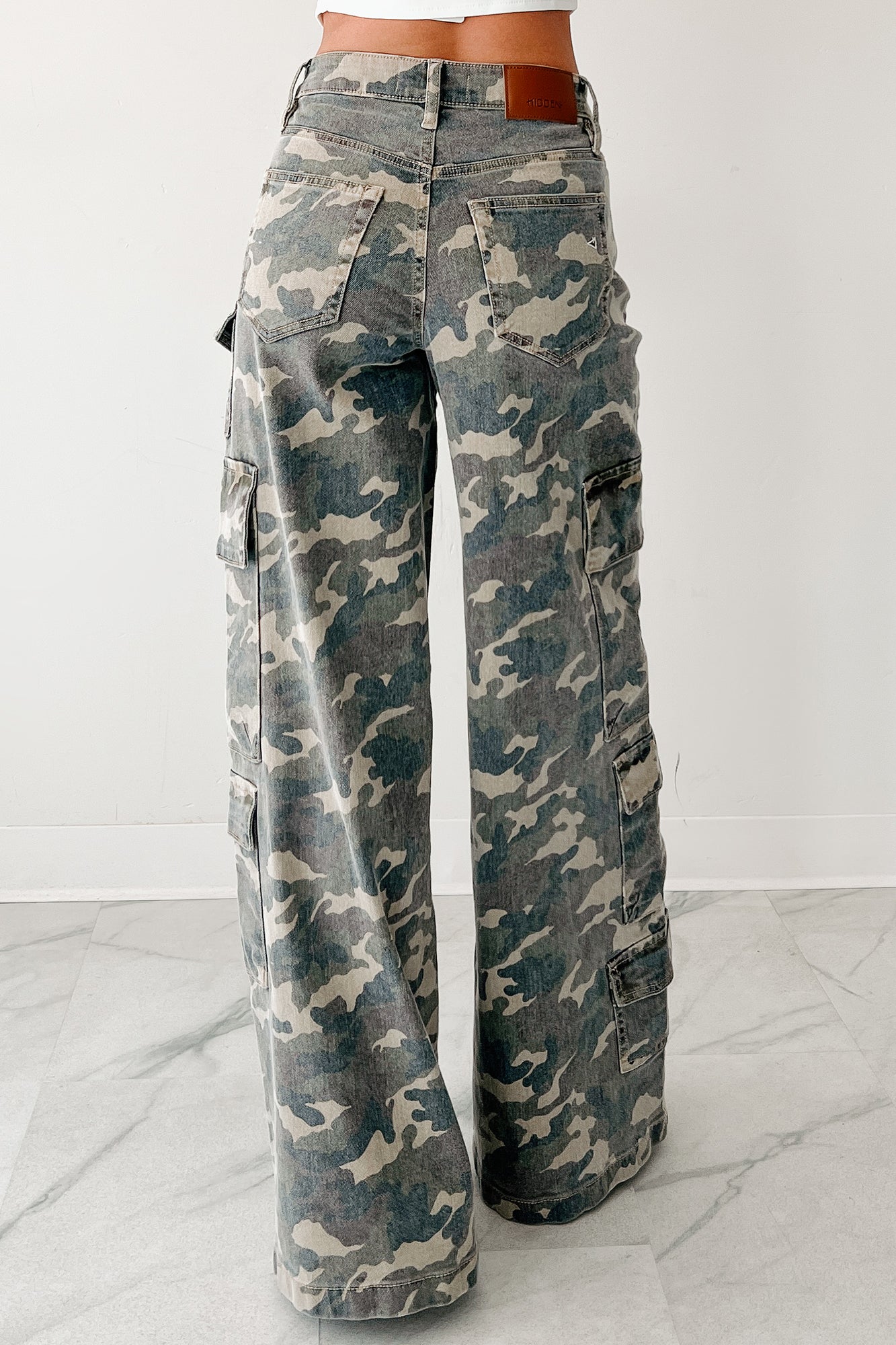 Kayla High Rise Cargo Hidden Jeans (Camouflage) - NanaMacs