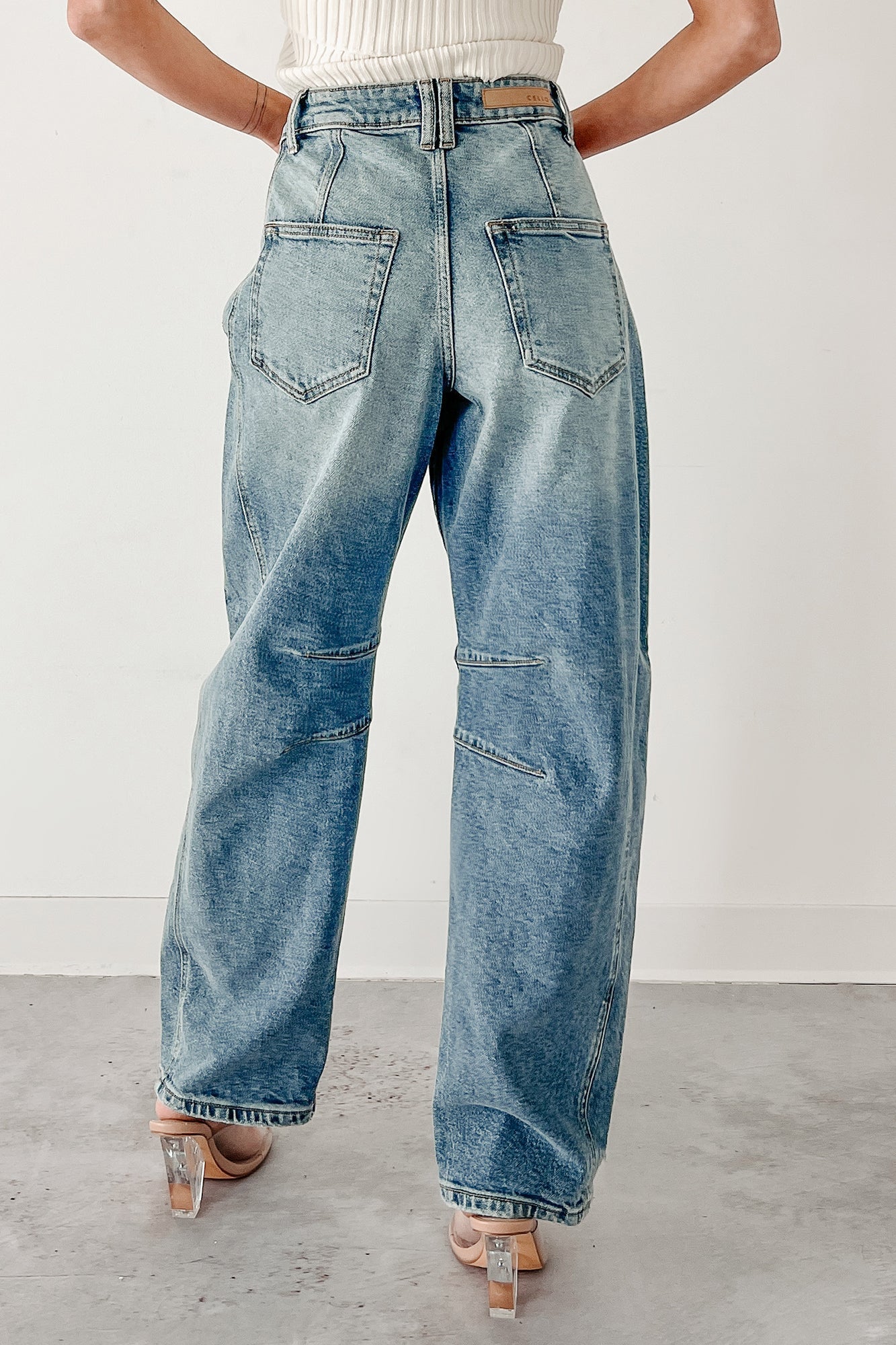 Ardin Mid Rise Barrel Cello Jeans (Medium) - Ships by 9/9 - NanaMacs