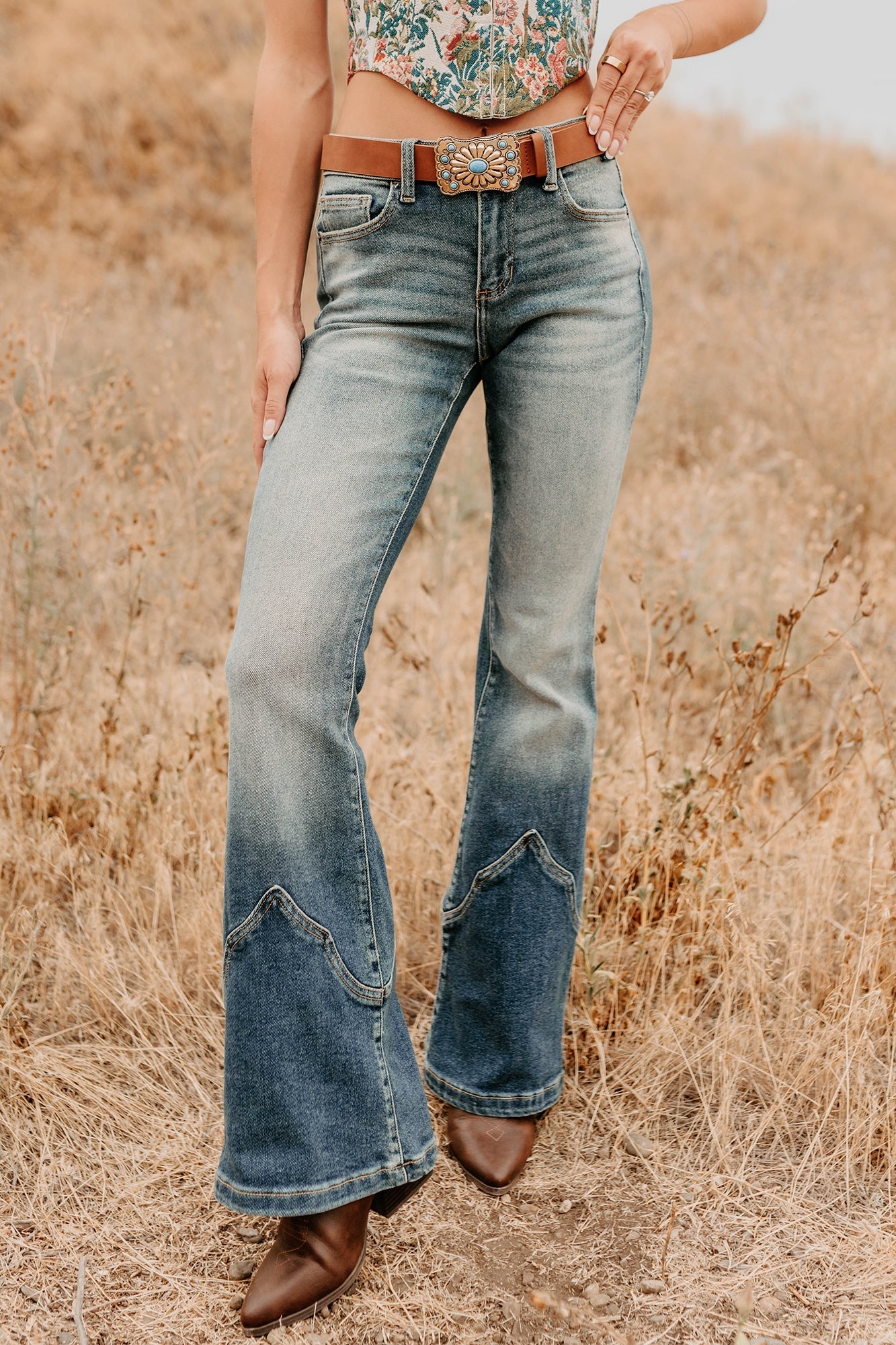 Seymour Mid Rise Western Flare Cello Jeans Tint
