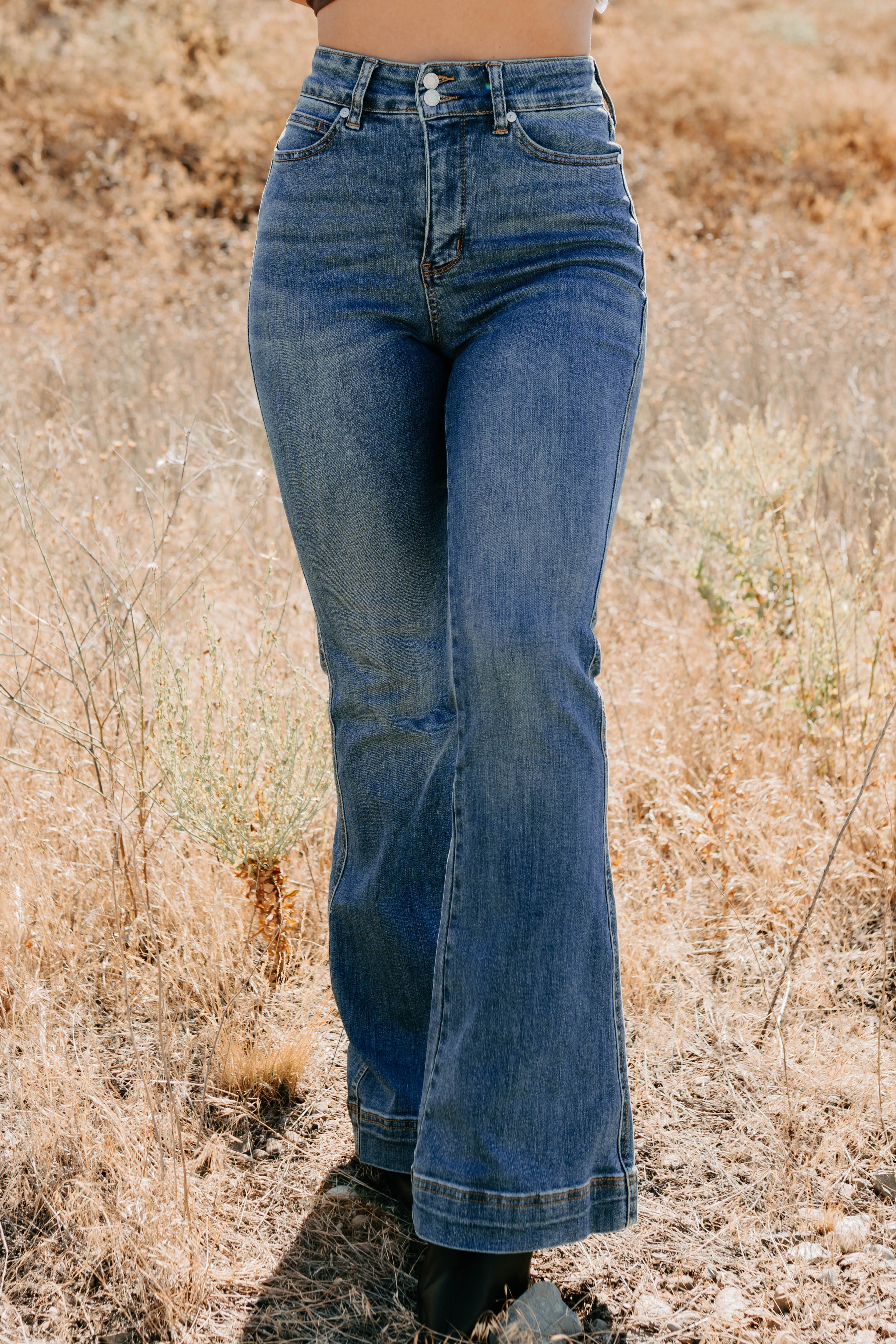 Jensen High Rise Flare Judy Blue Jeans (Medium) - NanaMacs